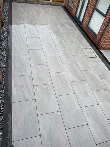 Univeral paving kandla grey - paving:,
